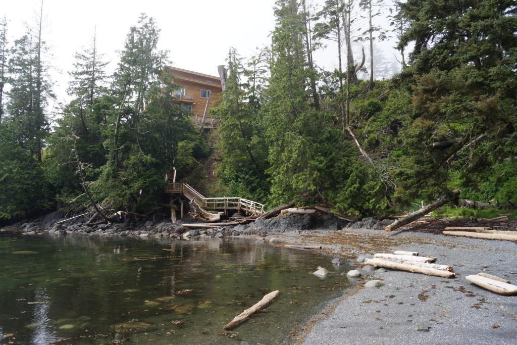 Cygnet Cove Suites Ucluelet Buitenkant foto